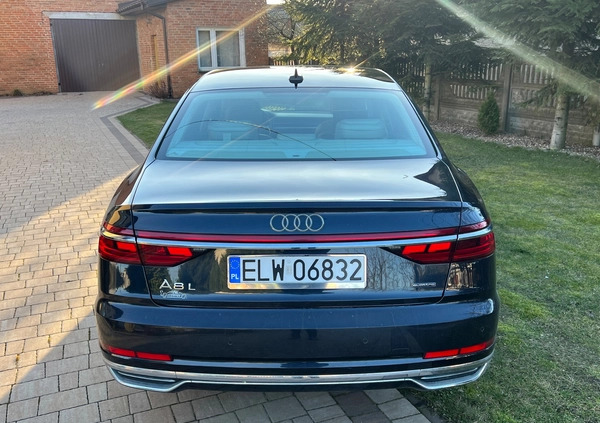 Audi A8 cena 229000 przebieg: 205600, rok produkcji 2017 z Tarnowskie Góry małe 667